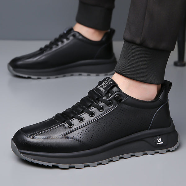 Men's Leisure Sports Travel Solid Color Breathable Wear-Resistant Sneakers